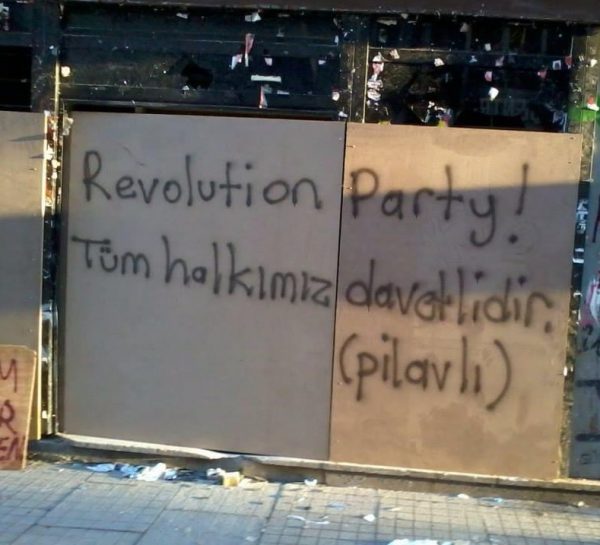 dy-devrim-partisi-tüm-halkımız-davetlidir-pilavlı-600x545.jpg