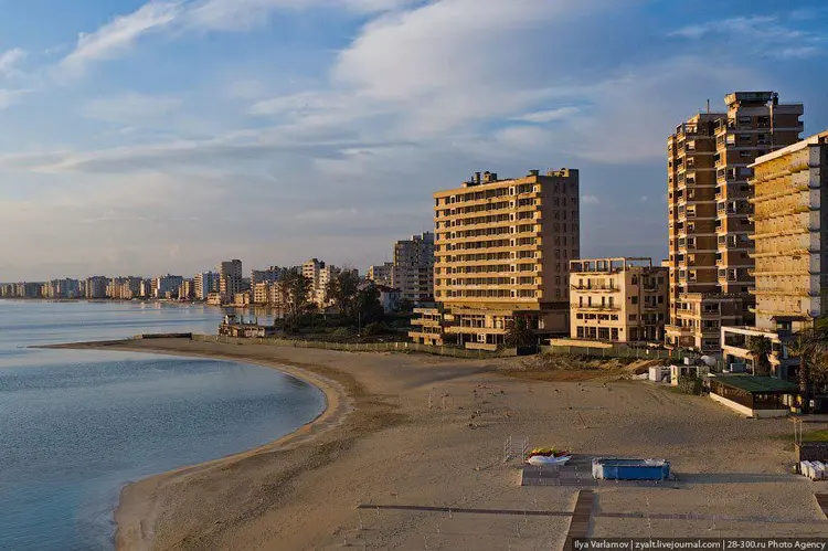 3-kapali-maras-hayalet-sehir-varosha-cyprus-