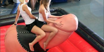 Nereden Çıktığı Belli Olmayan 25 ”Ay Resmen Penis” Fotoğrafı [Ofiste Açmayın]