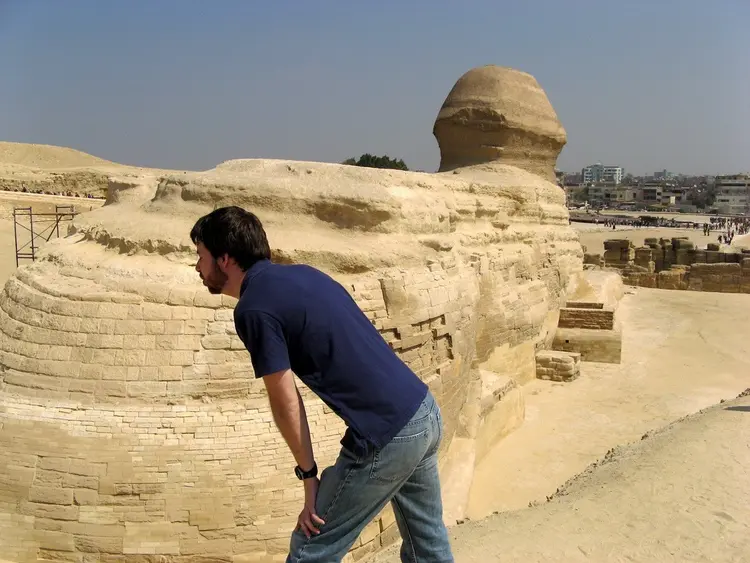 Kissing-Sphinx-Butt