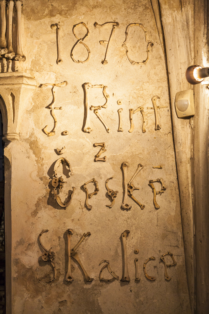 Kuru kafalı kilise (6)