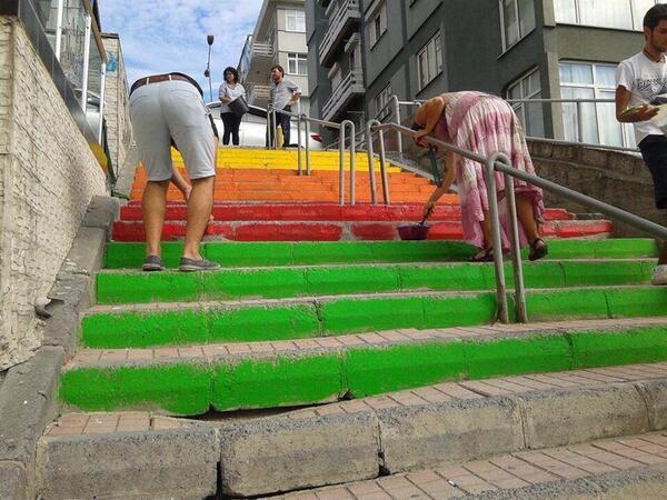bakirkoy-diren-renkli-merdiven