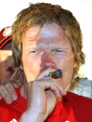 oliver-kahn-sigara