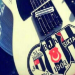 Beşiktaş Taraftarı Slaven Bilic’e Siyah Beyaz Gitar Hediye Etti