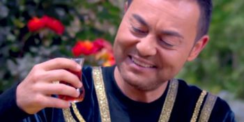 Başyapıt: Serdar Ortaç’ın Azeri Marka Tudor Çay Reklamı