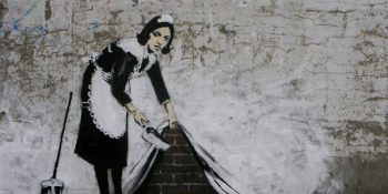 Graffiti Sanatının V for Vendetta’sı Banksy’i Anlatan 12 Muhteşem Gif
