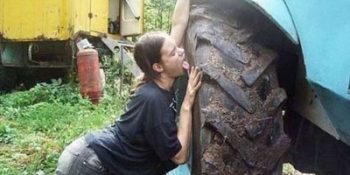 Seksi Olmaya Çalışırken Patates Olan 18 Rahatsız İnsan