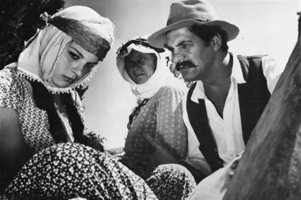 susuz-yaz-odullu-film