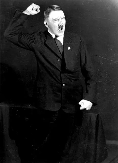 kim-bu-gozlerindeki-yabanci-yaralar-beni-yuregimden-hani-ben-olacaktim-yalanci-basinin-taci