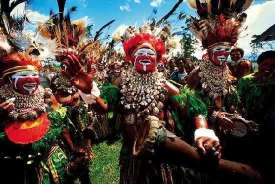 papua-yine-gine