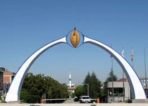 ankara-sauronun-gozu-ekmek-heykeli