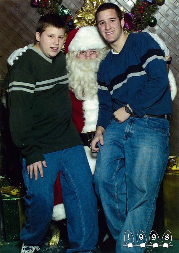two-brothers-annual-santa-photos-34-years-19