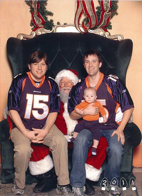 two-brothers-annual-santa-photos-34-years-32