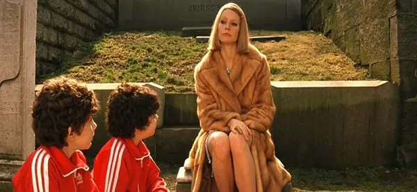 07 - the royal tenenbaums costumes