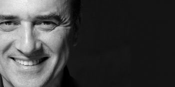 Dev Satırlarıyla Bir Usta Şair: Murathan Mungan