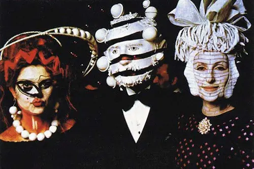 Masks-Rothschild-party