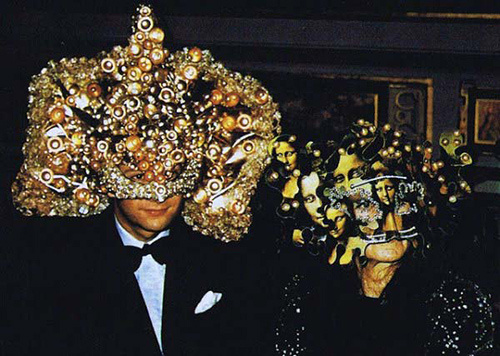 Masks-at-Rothschild-party