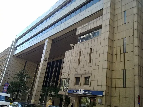 Tesvikiye_nisantasinda_gorunelim_reasurans
