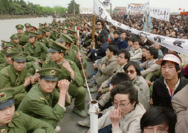 Tiananmen-Square-Several--003
