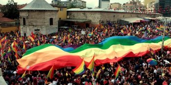 #LGBTİOnurYürüyüşündeyim Demek İçin Bilinmesi Gereken 15 Nokta
