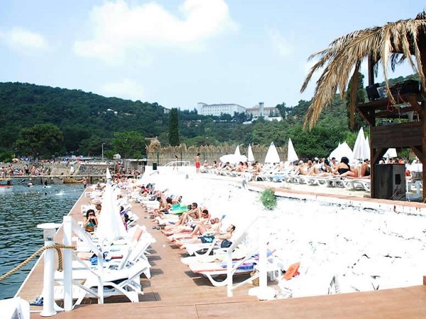 ada-beach-club-istanbul