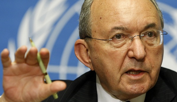 Goldstone Head of Fact Finding Mission on Gaza looks on during a news conference at the UN in Geneva