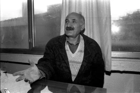 turan-dursun-masada-oturuyor