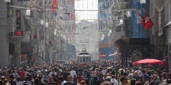 Karaköy’den Taksim Meydanı’na 19 Maddeyle Beyoğlu Gezi Rotası
