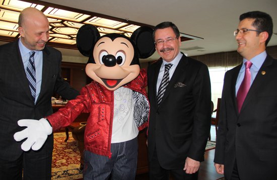 melih-mickey-mouse