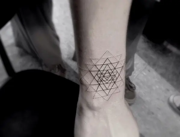 minimal-tattoo-5
