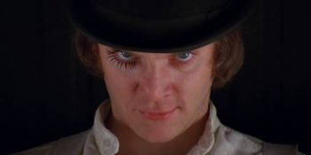 Müzik ve Görüntünün Absürd Uyumuna Örnek 10 Film Sahnesi