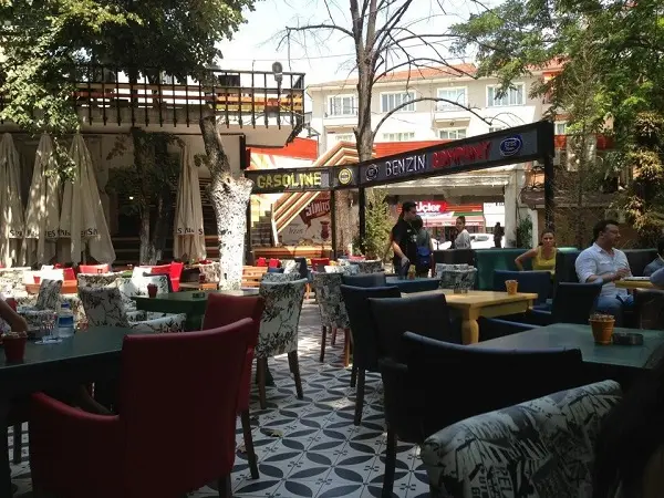 big-yellow-taksi-benzin-besiktas