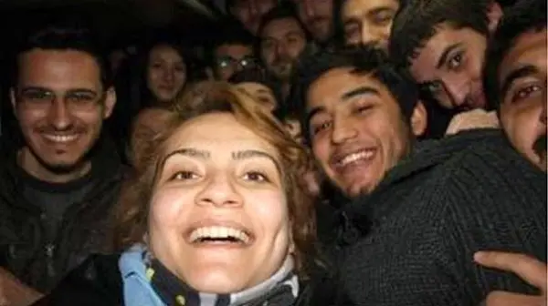 gozalti-selfie