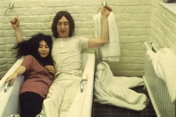 john-lennon-2