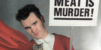 Morrissey’in Eşsiz Bir Müzisyen Olmasının Yanı Sıra Dünyanın En Dobra Adamı Olduğunun 16 Kanıtı