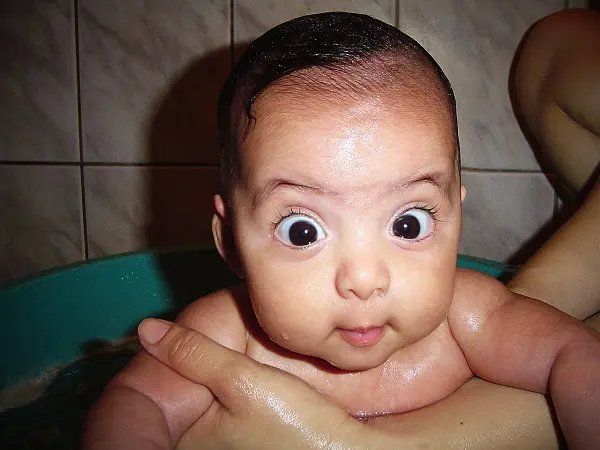 banyo-yapan-bebek
