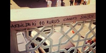 Gerçek Mizahın Sokakta Olduğunu Gösteren 43 Duvar Yazısı