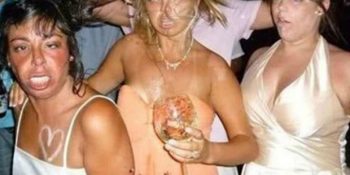 Üçüncü Kadehten Sonra Kendimizi Durduramayıp Maymun Olana Kadar İçmemizin 16 Mantıksız Sebebi