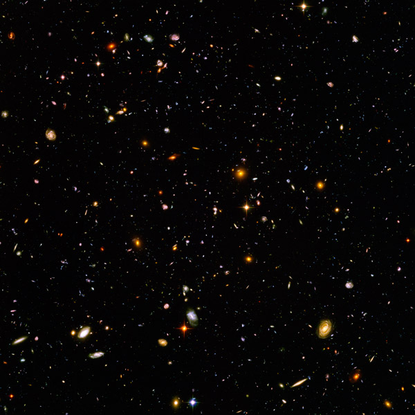 Hubble-derin-uzay-fotografi