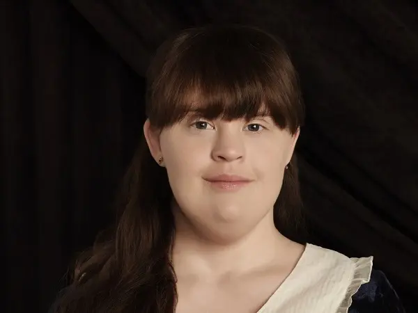 jamie-brewer1