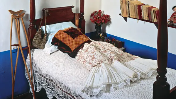 kahlo-dresses