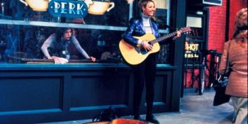 Dizilerde Çalması İçin Değil de Karakterlerin Dinlemeleri İçin Seçilen 11 Şarkı