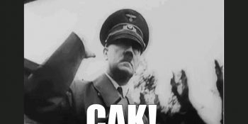 Yakın Tarihe Farklı Gözlerle Bakmanızı Sağlayacak 16 Absürt GIF