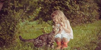 Kedilerle Büyüyen Çocukların Yarının Mutlu Yetişkinleri Olacağının 18 Kanıtı