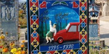 Azrail Gülümseten 11 Örnekle Dünyanın En Neşeli Mezarlığı