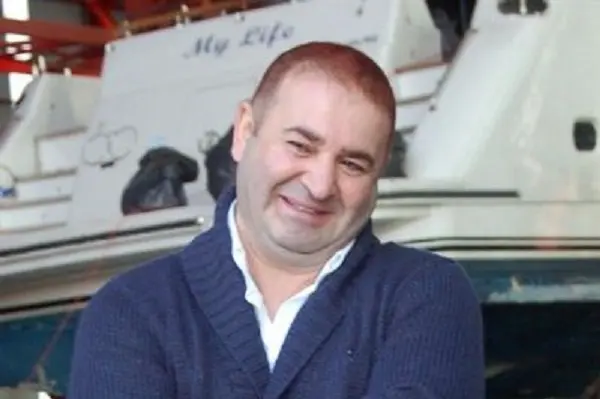 safak sezer
