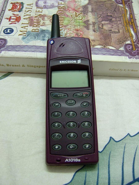 a1018-telefon