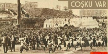 Tozlu Seçim Sandıklarının Dibinden Çıkan 12 Afişle CHP Retro