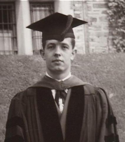 20-yasindayken-hem-lisans-hem-de-yuksek-lisans-diplomasini-aldı-listelist1