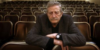 Müşfik Kenter’in Sesinden Battaniye Etkili 9 Masal